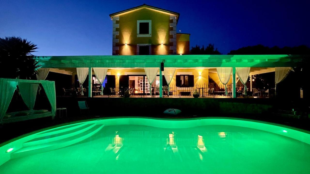 Borgo Del Nespolo Bed and Breakfast Peschici Exteriör bild