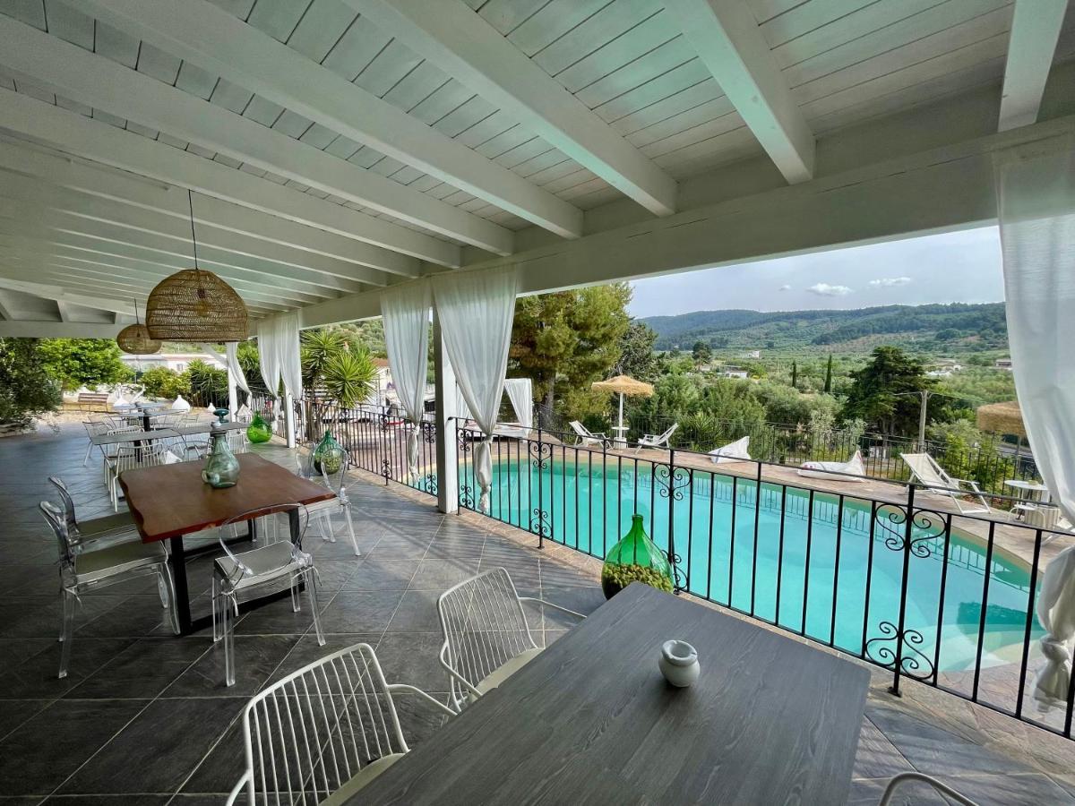 Borgo Del Nespolo Bed and Breakfast Peschici Exteriör bild