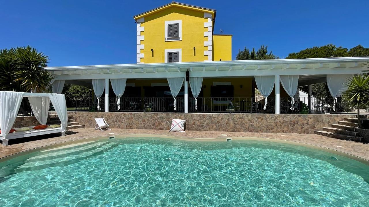 Borgo Del Nespolo Bed and Breakfast Peschici Exteriör bild