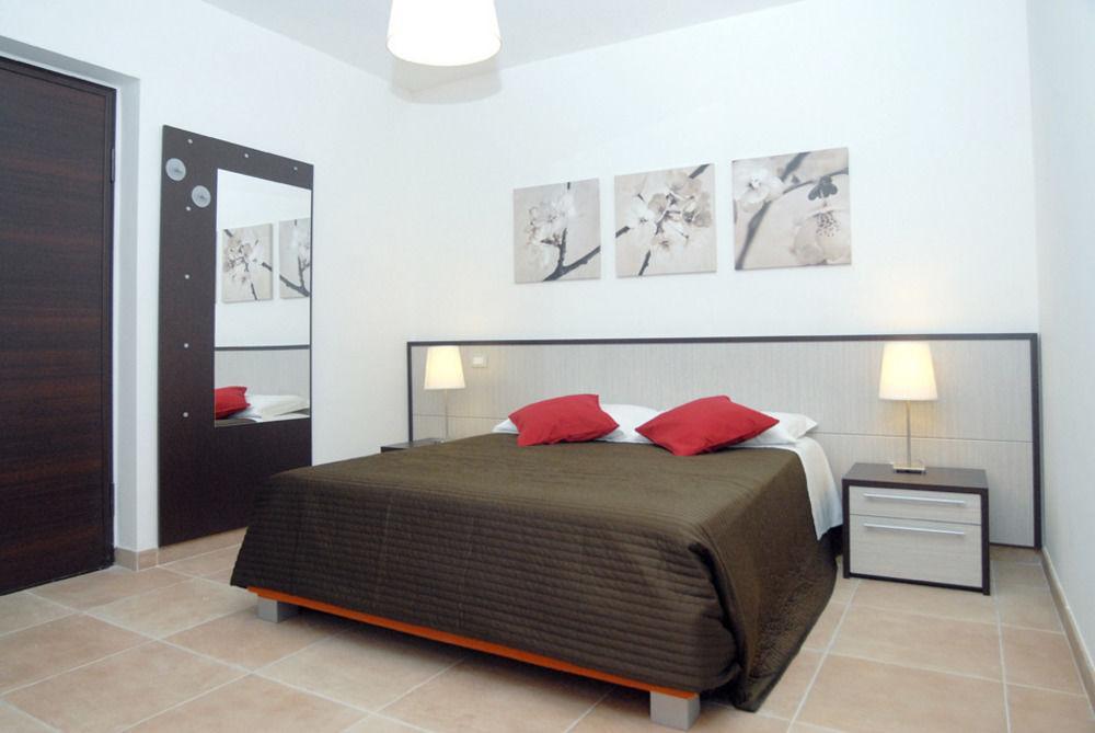 Borgo Del Nespolo Bed and Breakfast Peschici Exteriör bild